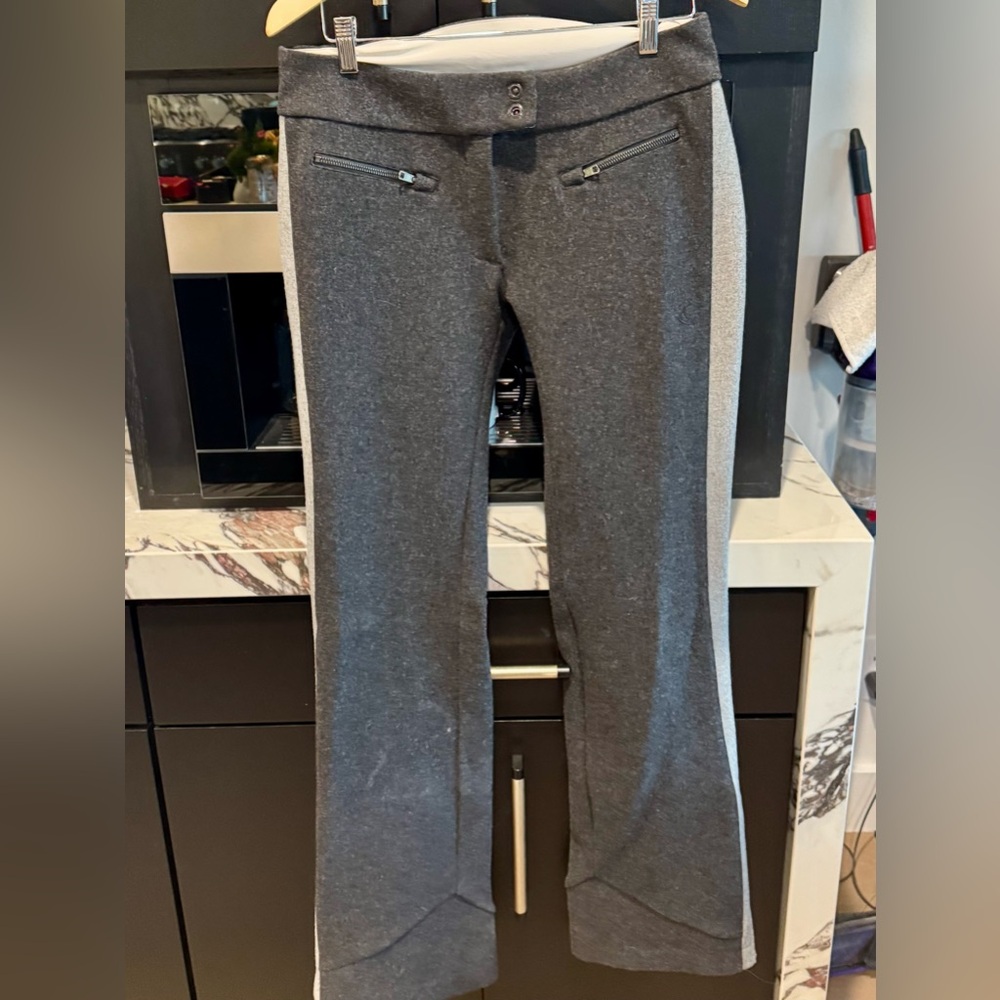 Capranea Chic Gray Wool Women's Ski Trousers with Side Stripes